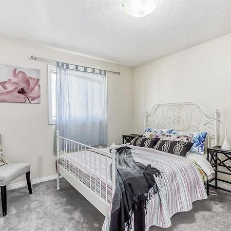 Calgary Mountain Gorgeous Single House Close Airport & Free Parking Daire Dış mekan fotoğraf